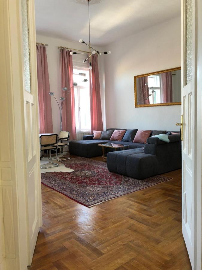 Allomas Apartman بودابست المظهر الخارجي الصورة