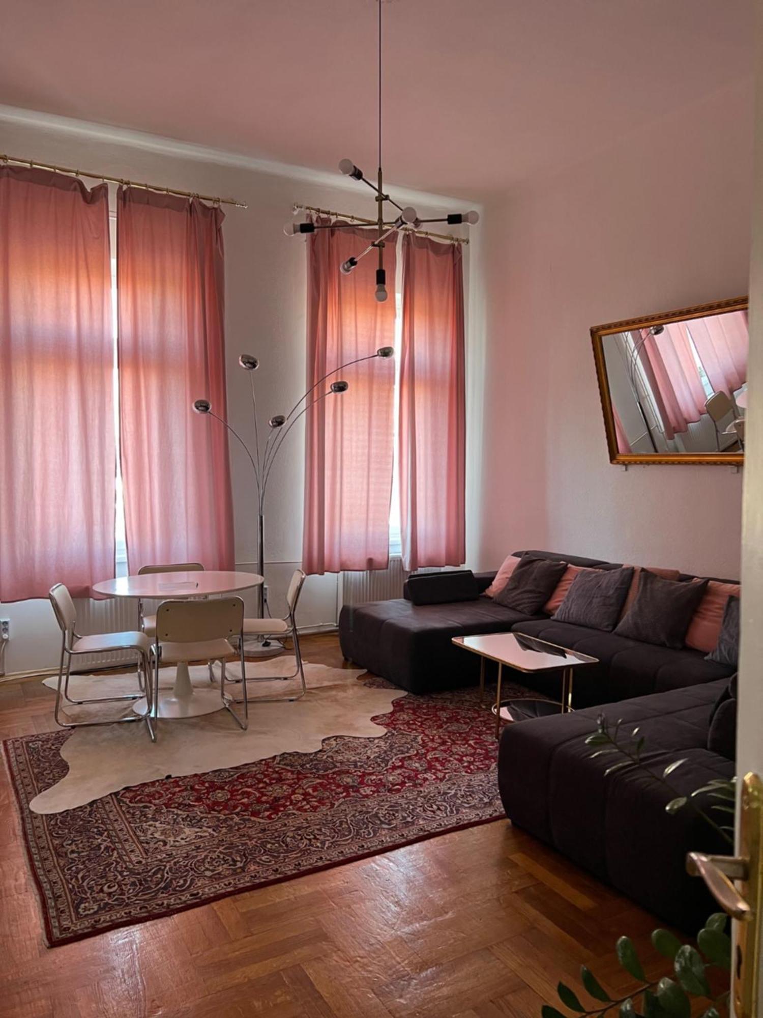 Allomas Apartman بودابست المظهر الخارجي الصورة